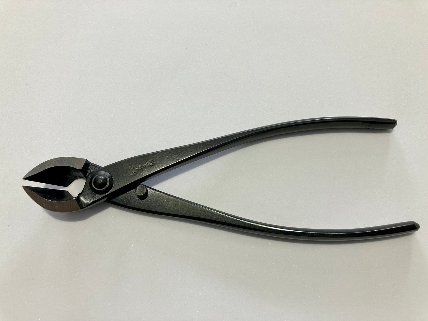 Kikuwa Carbon Steel Bonsai Branch Cutter | Bonsai Better
